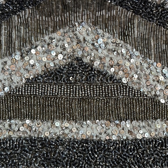 LIKE NEW Womens Zara Sequin Mini Skirt Size XS - Picture 3 of 5